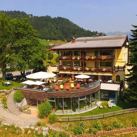 Naturhotel Taleu 4*