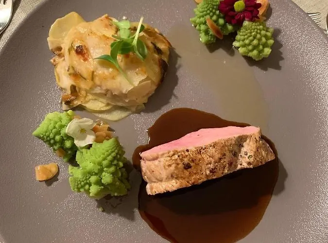 Naturhotel Taleu فندق