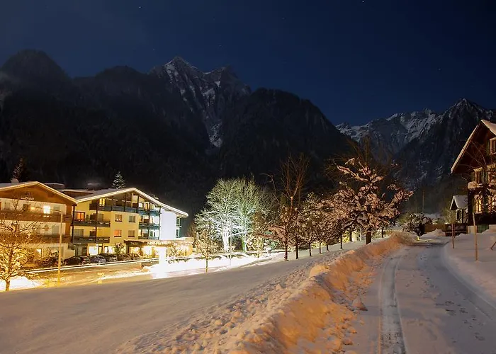 فندق Naturhotel Taleu